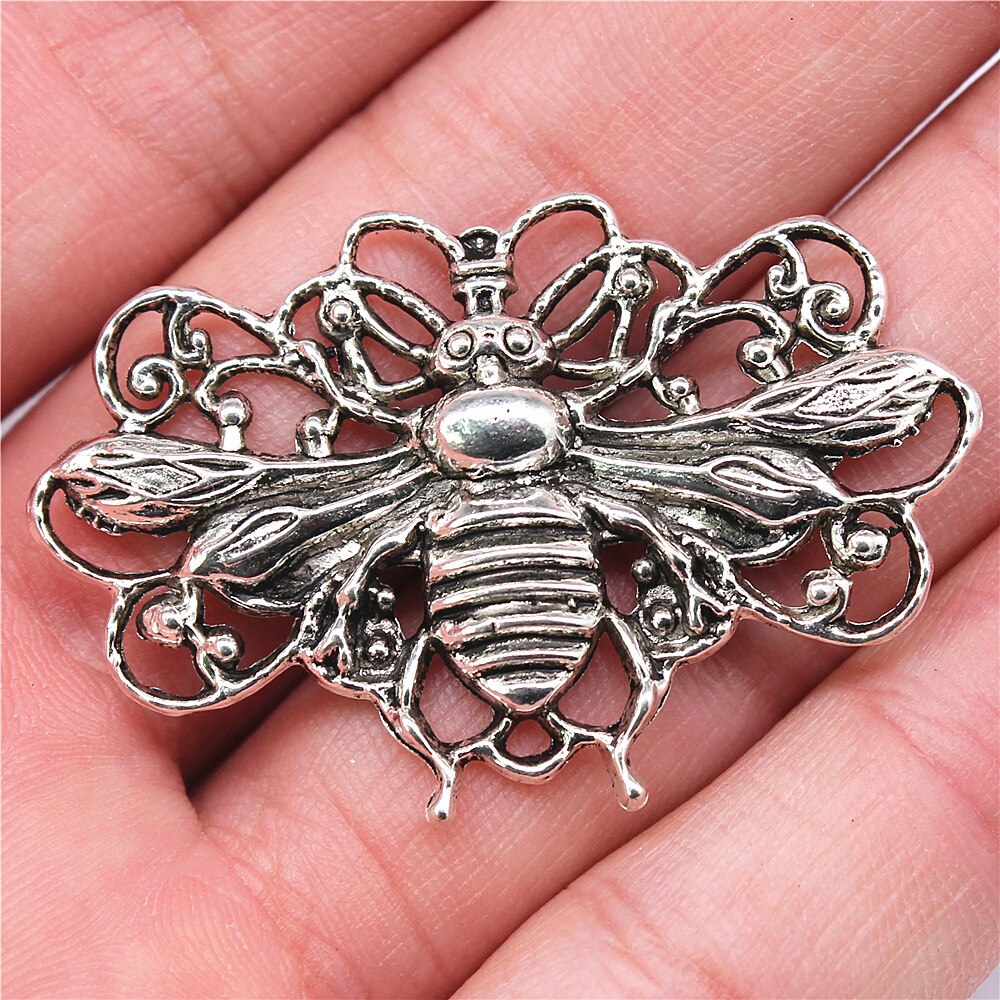 Dijes de abeja, Hornet de miel, Bronce Antiguo, colgantes de Color plateado, hallazgos de fabricación DIY, artesanía hecha a mano, 10 piezas