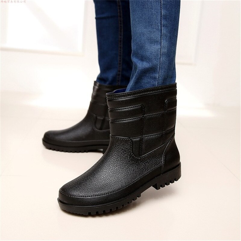 Plus size leather pattern men's rain boots plus velvet cotton warm short tube rain boots fishing anti-slip shoes rubber shoes