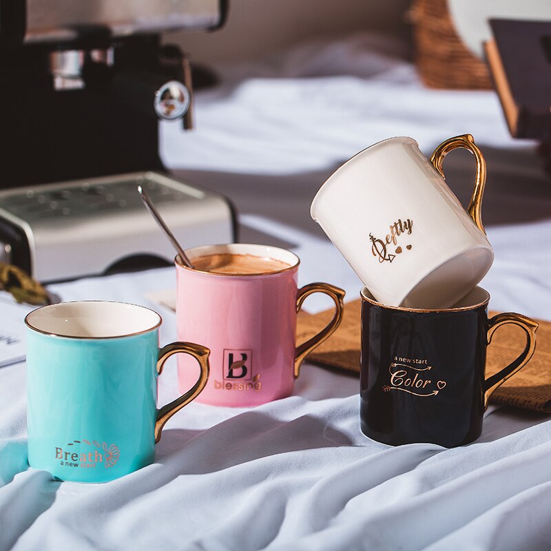 Coffee cups use high-capacity ceramic cups to trend couple coffee cups