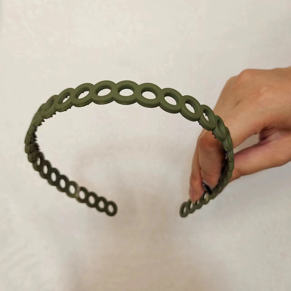 Nouvelle peinture en caoutchouc trou rond en plastique cheveux accessoires visage lavage fille dames Simple givré bandeau: vert militaire