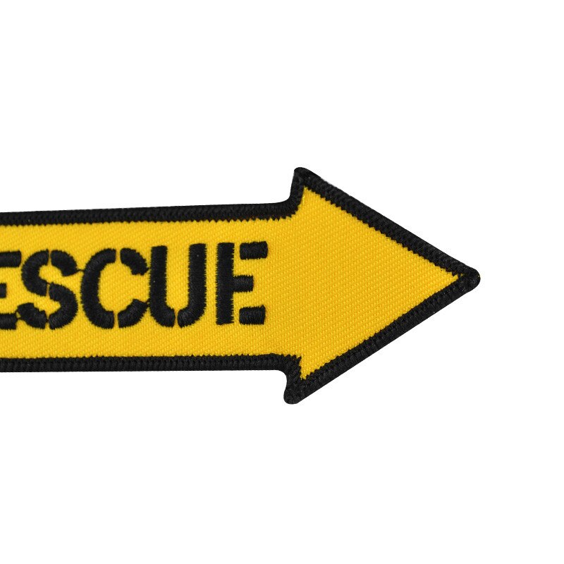 Etiqueta de equipaje, bolsa de bordado, etiqueta de rescate, flecha amarilla, con llavero, llavero para maleta, accesorios de viaje, 3 unids/lote