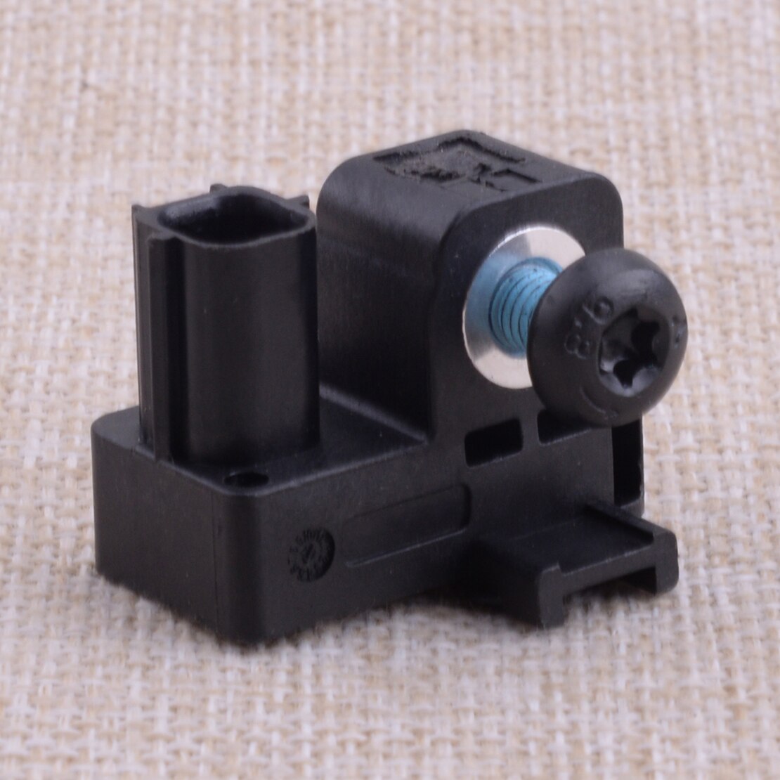 Voorbumper Impact Sensor 590-225 Fit Voor Chevrolet Cheyenne Tahoe Silverado Tahoe Suburban Gmc Sierra Yukon Cadillac 13502744