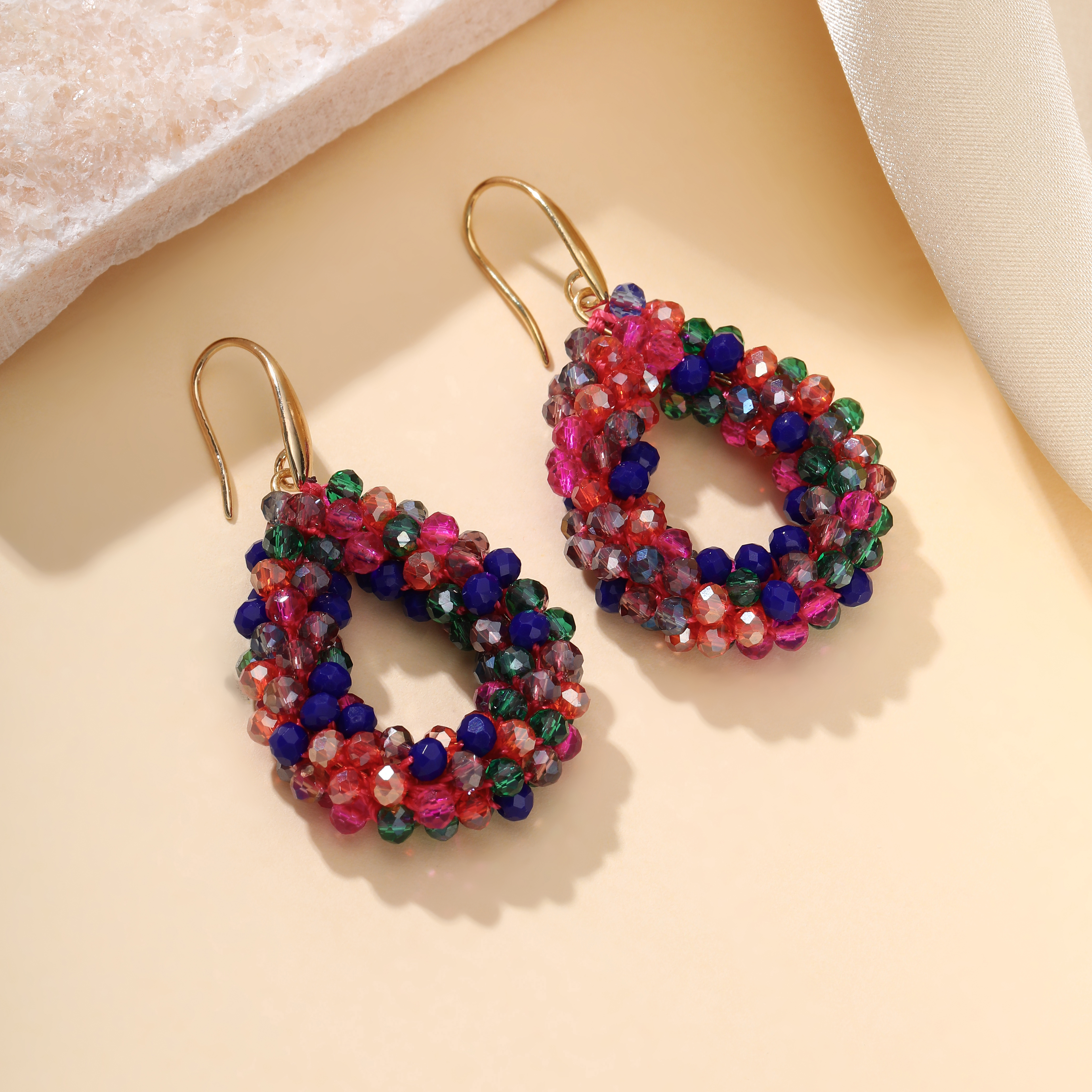 Pendientes pequeños INKDEW, pendientes de gota de agua de colores de bandera nacional para mujer, pendientes de cristal hechos a mano, joyería de EA124