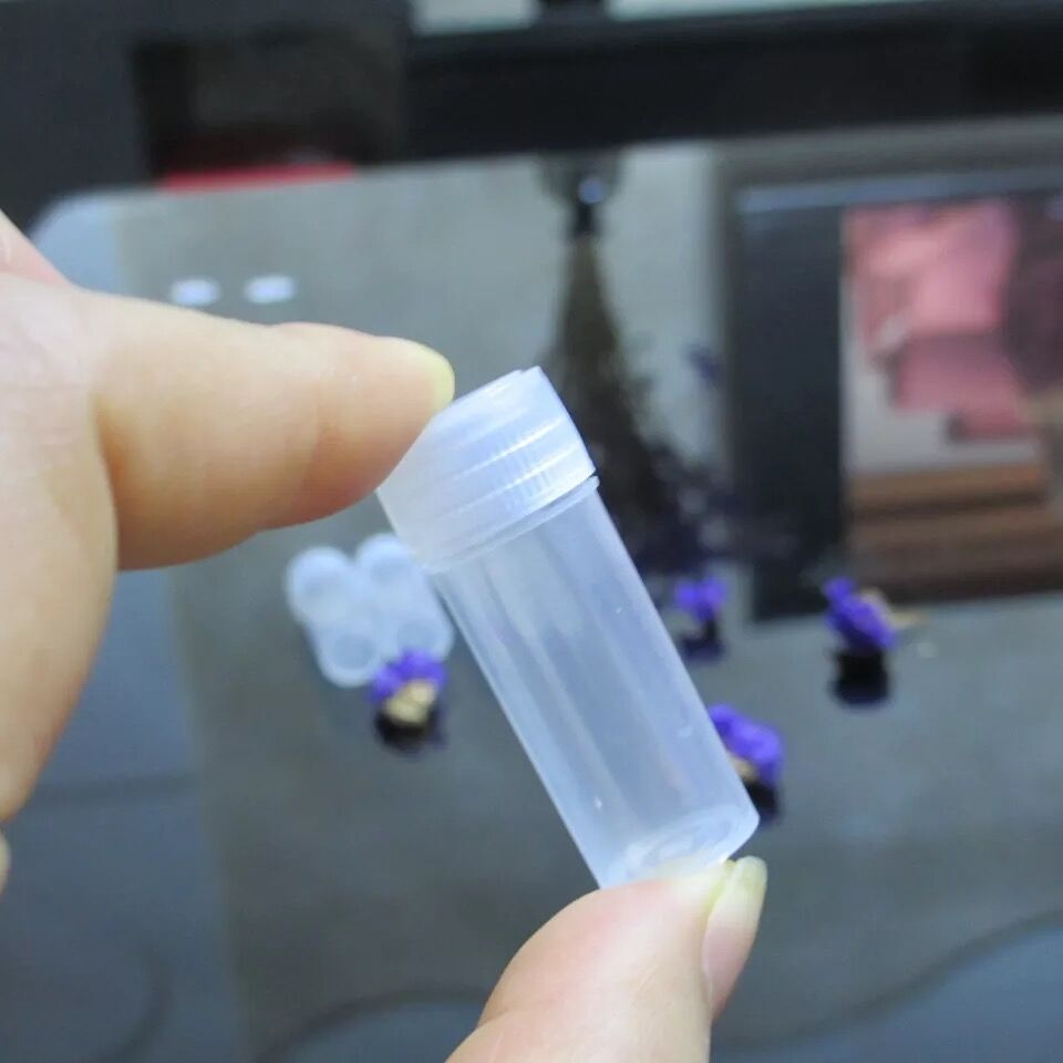 300 stks MIni Plastic Sample Vial Opslag Flessen Jar Home Storage Containers Levert Fit Kralen DIY Objecten Nail Fles decor