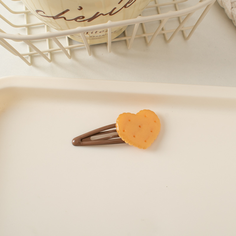 Cute Baking Biscuit Hair Clip Girl's Heart Butterfly Knot Hairpin Clip Hair Clip Korean Edition Fun Simulation Hair Accessories: Lavender