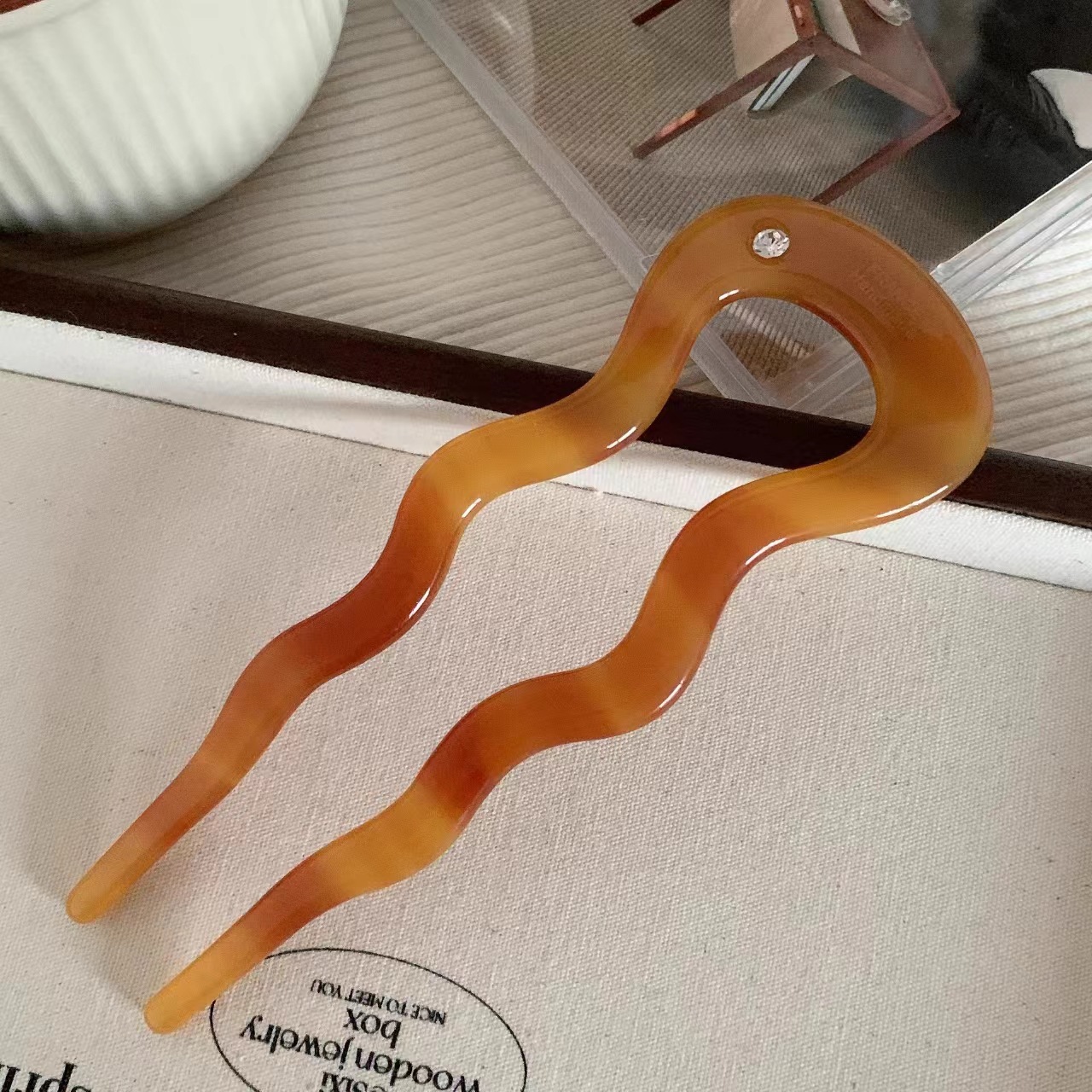 VANIKA mode multi-color acetaat haarspeldjes vrouwen elegante U-vormige haarstok eenvoudige hoofdtooi haaraccessoires cadeau: Zilver