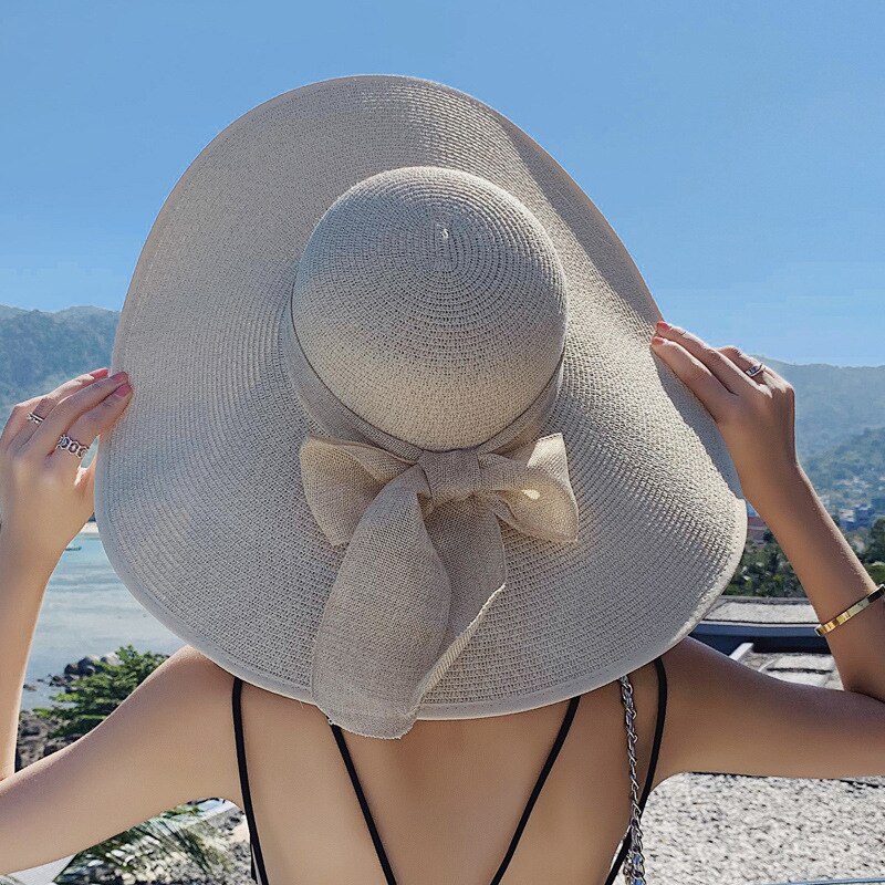 Sommar stråhatt med stor brätte floppy bred brättad solkeps bowknot beach vikbara hattar för kvinnor: Beige