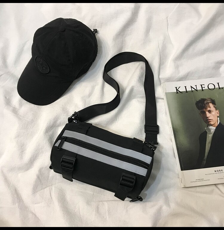 Märke original hong kong stil enkel axelväska hip hop tiaodi väska messenger väska: Svart