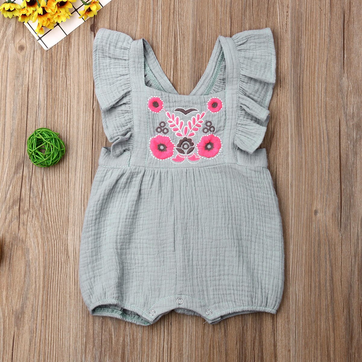 0-24M Zoete Katoen Linnen Baby Romepr Zomer Jongens Meisjes Bloemen Borduren Ruches Mouwloze Jumpsuit Playsuit Een stuk