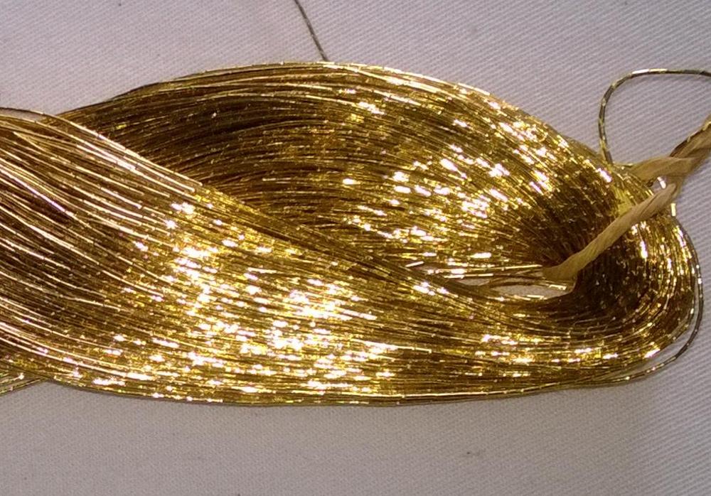 5 nøgler håndbroderi guldmetaltråde 65m pr. nøgle