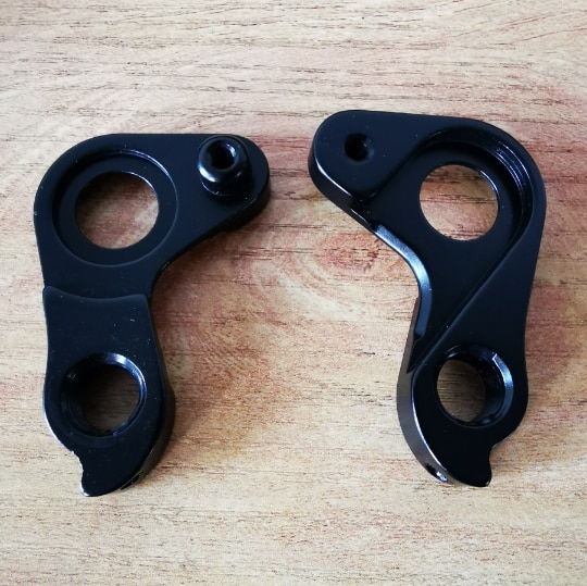 Gancio Cambio Posteriore CNC In Alluminio BMC #37 (CC1041) – Ricambio Universale