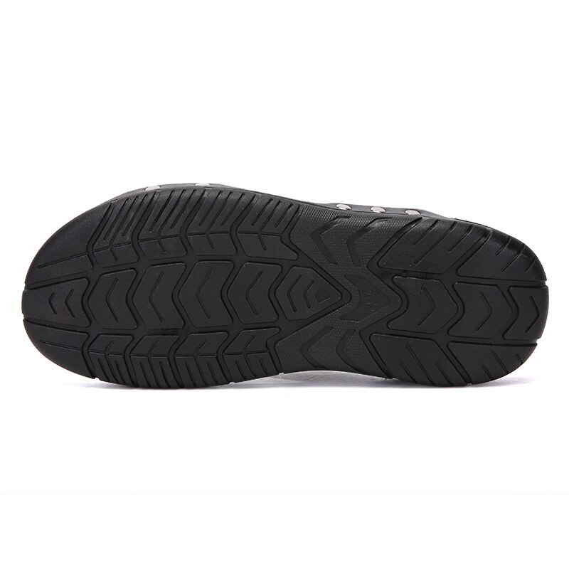 2021 nuovi sandali da uomo estivi scarpe in pelle scarpe infradito ciabatte da spiaggia due fibbie giardino esterno Chinelo maschile