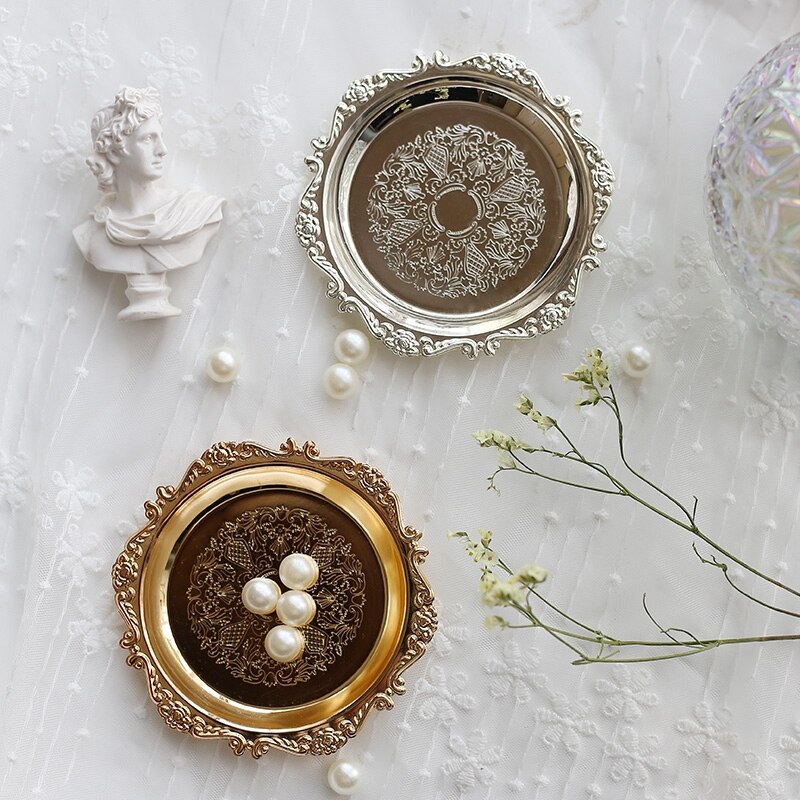 Metal Sauce Plate Round Tray for Fruit Dessert Cake Decorating Storage Plates for Necklace Ring Earrings Show Photo Props