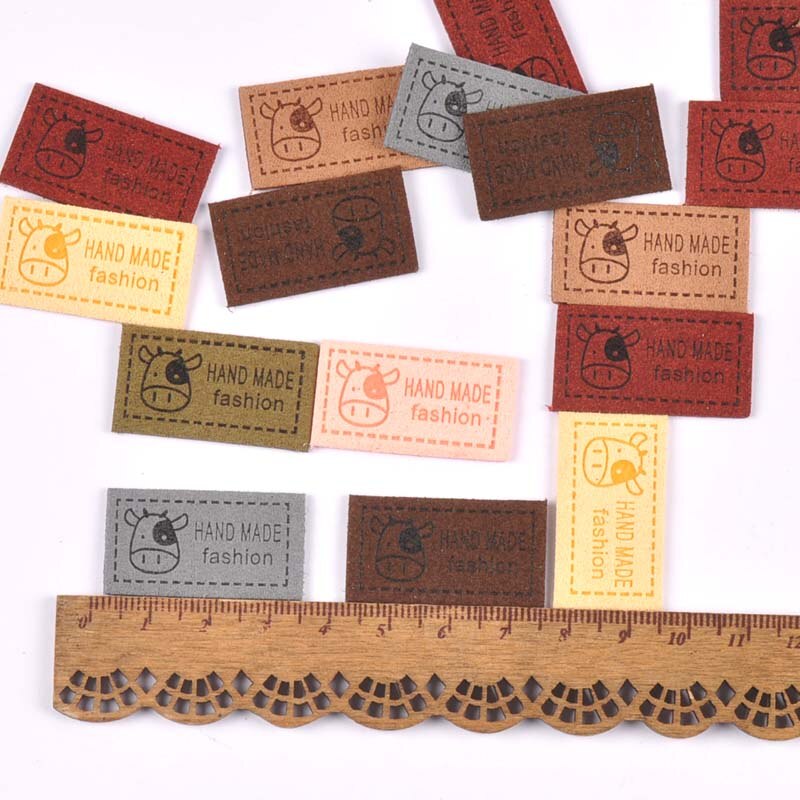 20Stck gemischt Flanell Geprägte Etiketten Für Kleidung NäHenne Zubehör Pflege Taschen Kleidungsstück Stichworte DIY Handgemachte Handwerk 18x33mm c3083