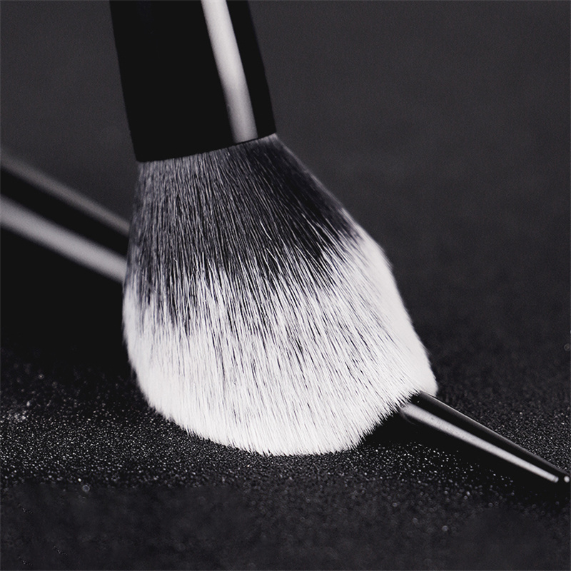 Kat Von D-brocha de maquillaje para base, colorete, resaltador, corrector en polvo, brocha para esculpir sombra de ojos, brochas de maquillaje de KVD