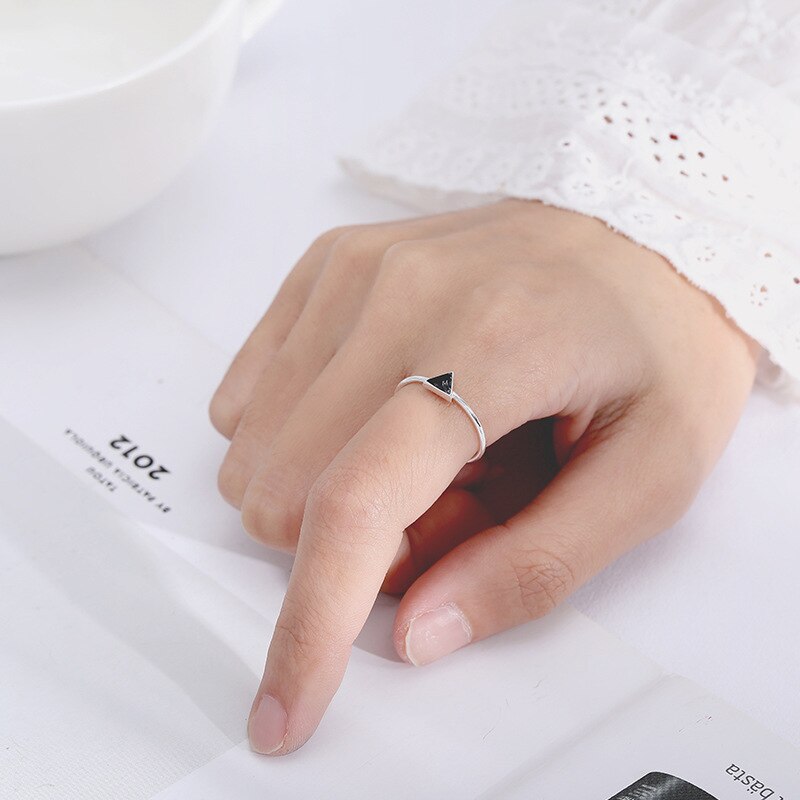 Inzatt echt 925 sterling zilveren geometrische geëmailleerde driehoek verstelbare ring voor vrouwen fijne sieraden verjaardagsfeestje punk accessoires