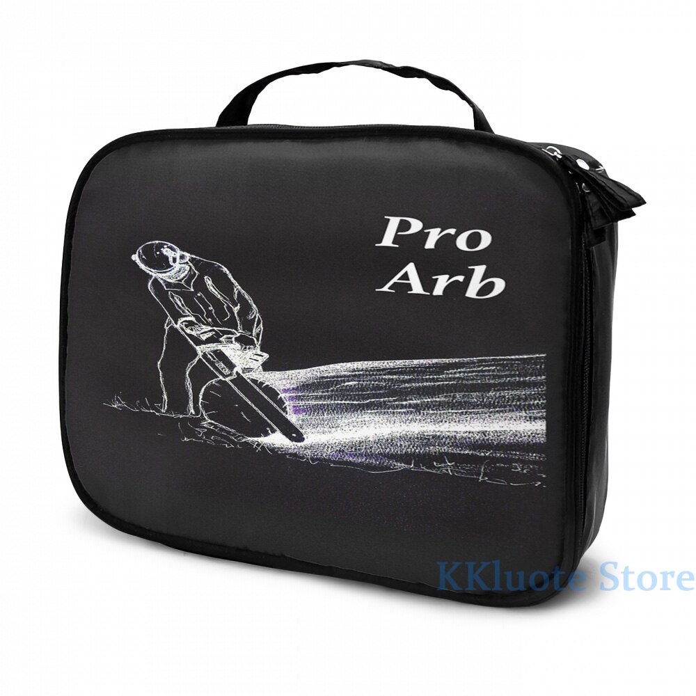 Estampado gráfico divertido Arborist y cirujano de árboles usando una motosierra USB carga mochila hombres mochilas escolares mujeres bolsa de viaje bolsa de ordenador portátil: Cosmetic bag