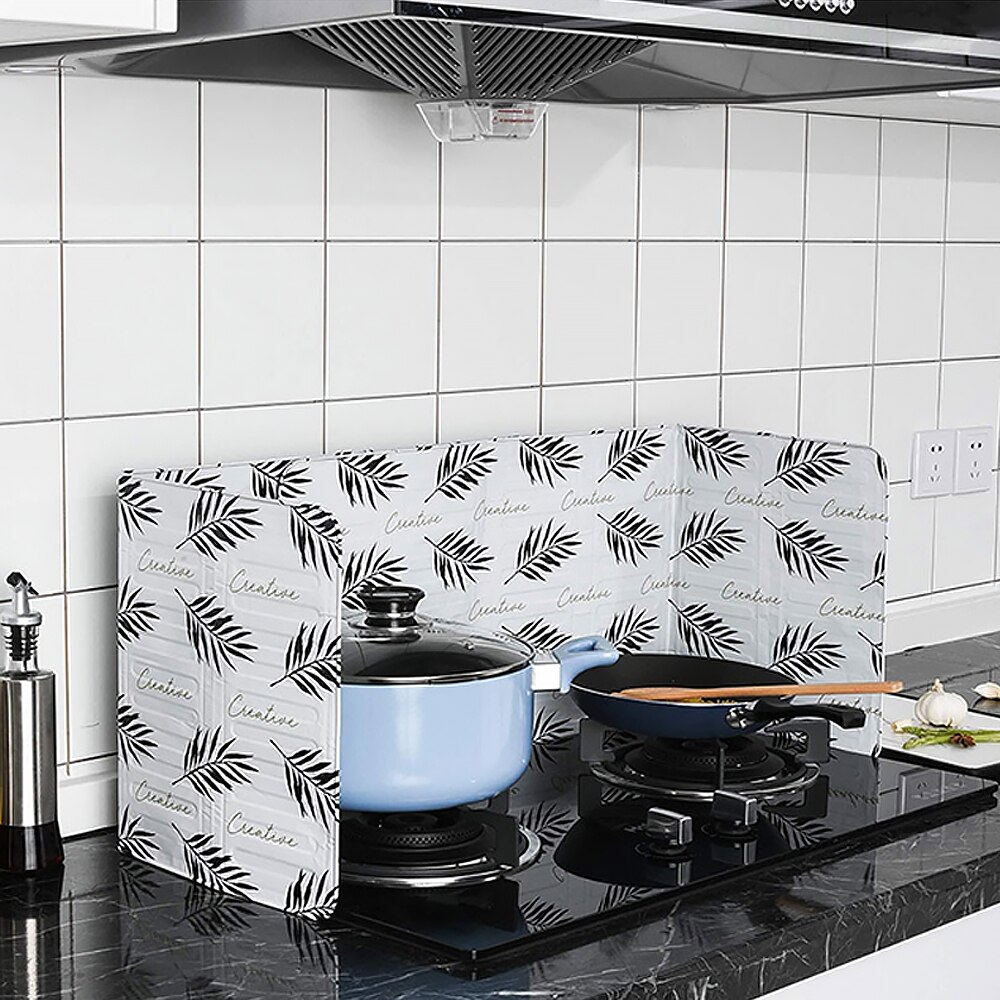 Cartoon Splatter Shield Guard Oil Divider Splash Proof Baffle Tool Kitchen Cooking Frying Pan Oil Splash Screen Cover Gas Stove
