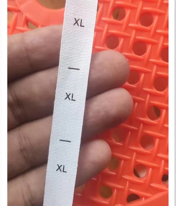 50 stuks Wit katoen Dubbele Maat Label voor volwassen XS/S S/M M/L L/XL XL/2XL Print Doek Maat Etiketten: Multi-Colored