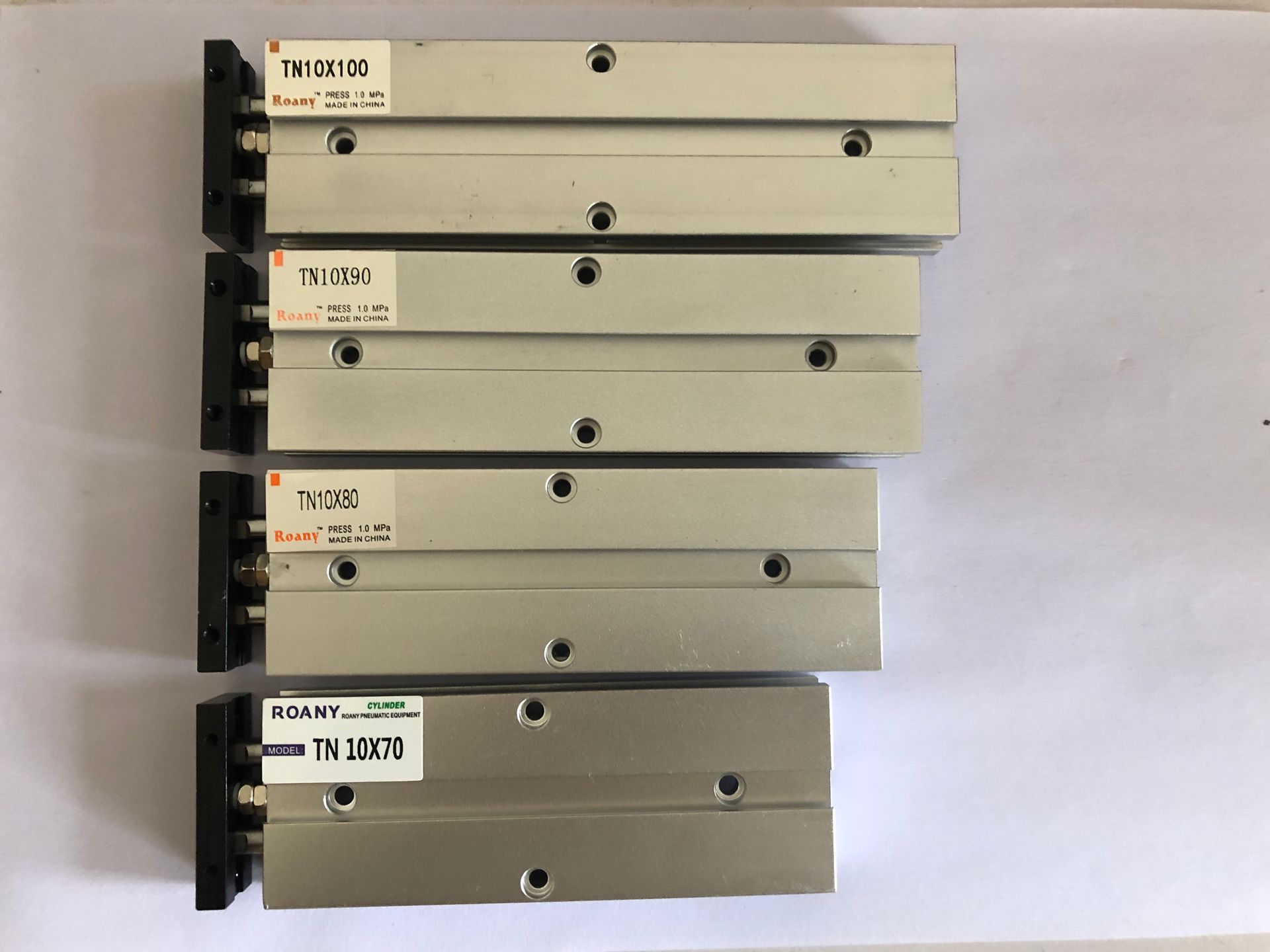 TDA-cilindro biaxial TN10 TN-10, doble varilla, diámetro de 10mm, carrera de 10/15/20/25/30/35-200mm, piezas neumáticas