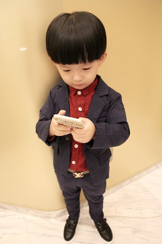 3 kpl/setti tummansininen lasten puku poikien puvut bleiseri poikien juhlapuku hääpoikien vaatesetti takit+paita+housut 3-10y: 3 kpl paidan kanssa / 4t