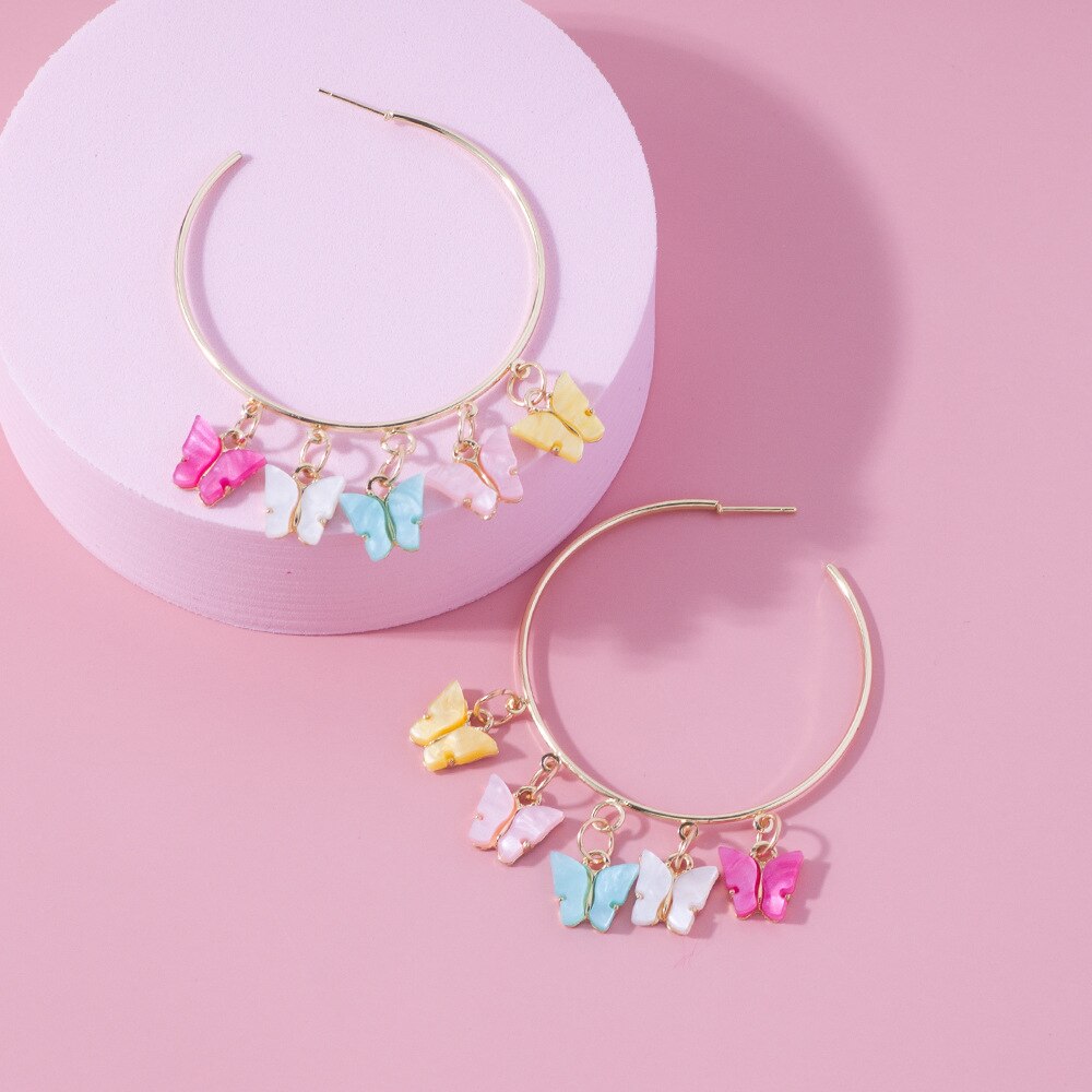 Moda akrylowy motyl naszyjnik z frędzlami dla kobiet wielobarwne cukierki kolorowe motyle łańcuszek robić obojczyka choker komunikat biżuteria