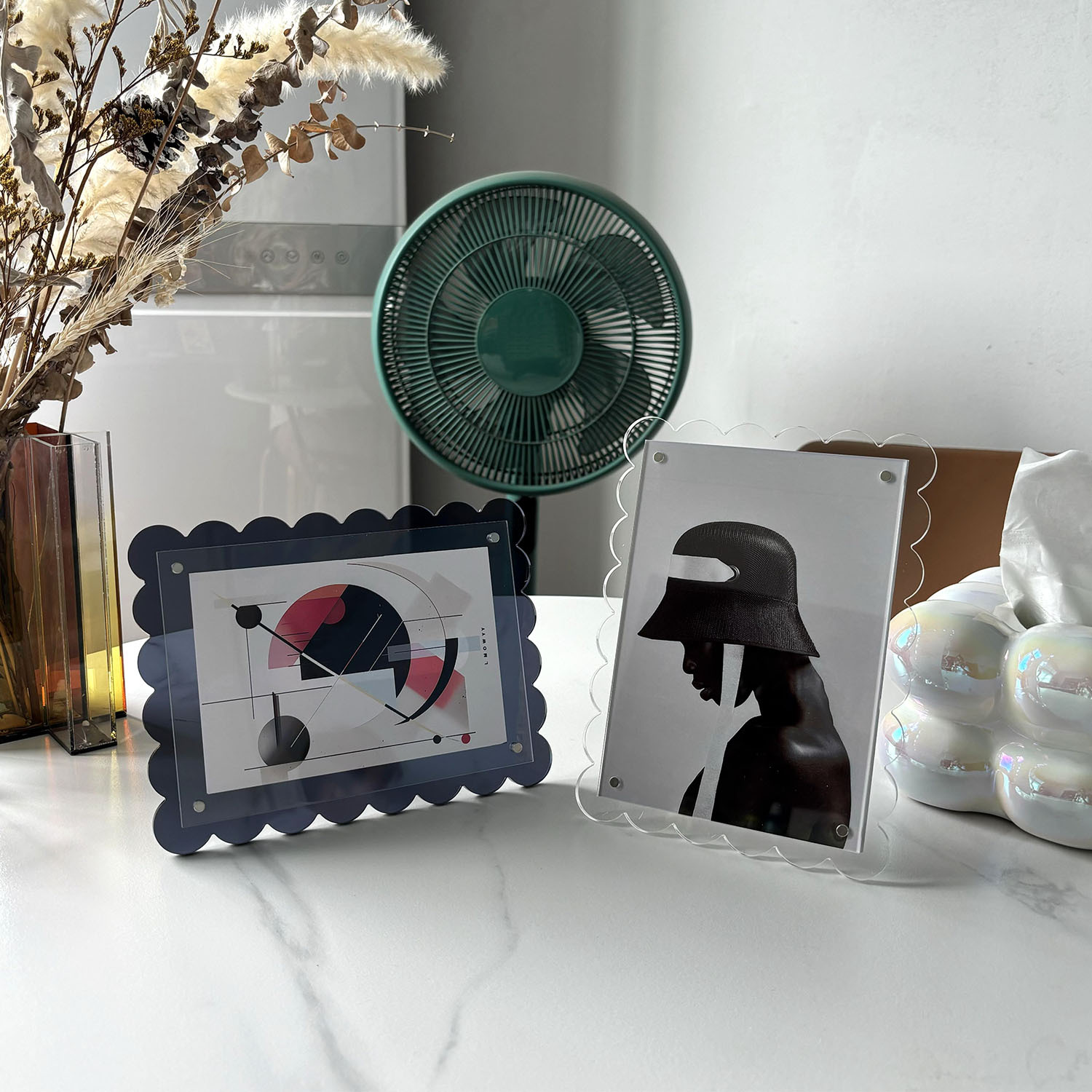 Marco de acrílico festoneado para decoración de escritorio, marco de fotos moderno de color neón magnético para mesa, hogar y oficina