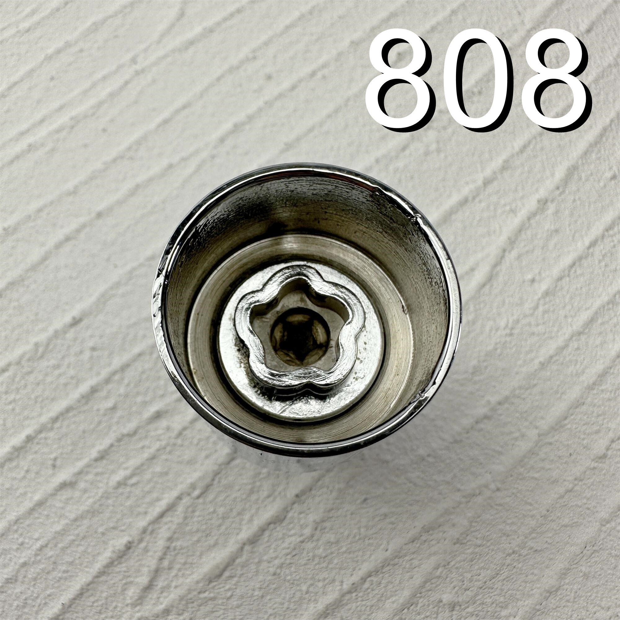 Protect Your Jeep with BOLT BOSS Anti-Theft Screws - , Easy Disassembly: Blue