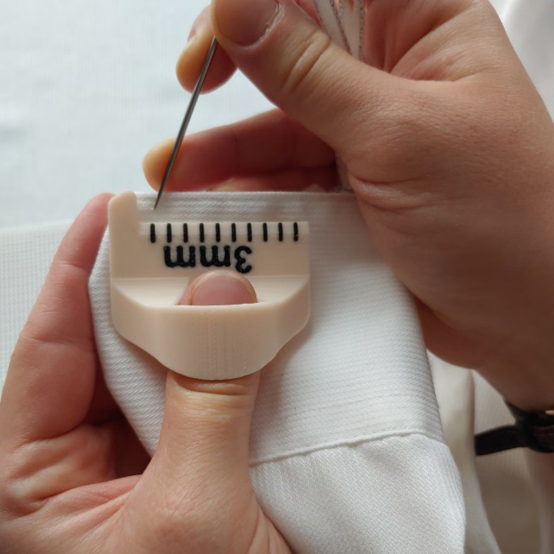 Sewing Needle Gauge Measuring Tool, Finger Ruler Sewing Template For Equal Stitches, Finger Protector, DIY Stitching Guide Tool