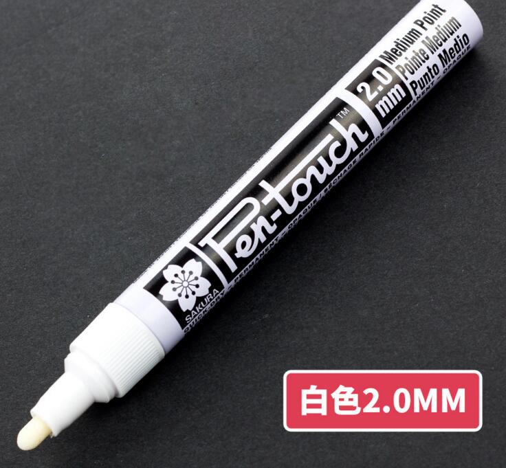 Sakura pen-touch metalliske tuscher uigennemsigtige oliemaling penne 0.7 mm 1.0 mm 2.0 mm hvidguld sølv japan: 2mm hvide
