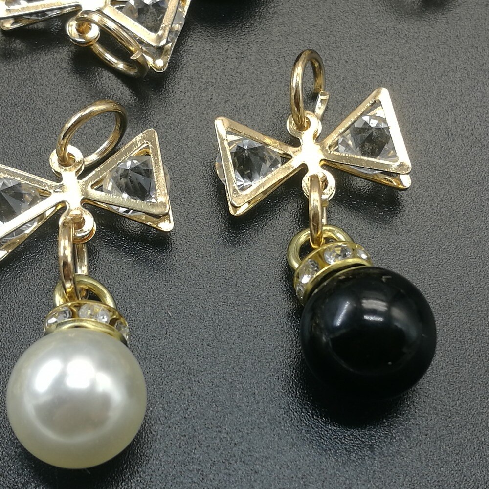 Diy kledingaccessoires parelkap klinknagels knutselen reparatie parel breien kant riem hoed haar oorbel bovenkleding decoratie