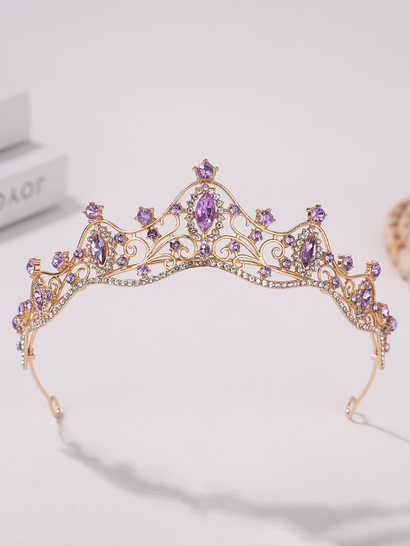 Tiara de cumpleaños para niña, accesorios para el cabello de boda, vestido de novia simple coreano, accesorios de tiara de rendimiento para niños.: Lavanda