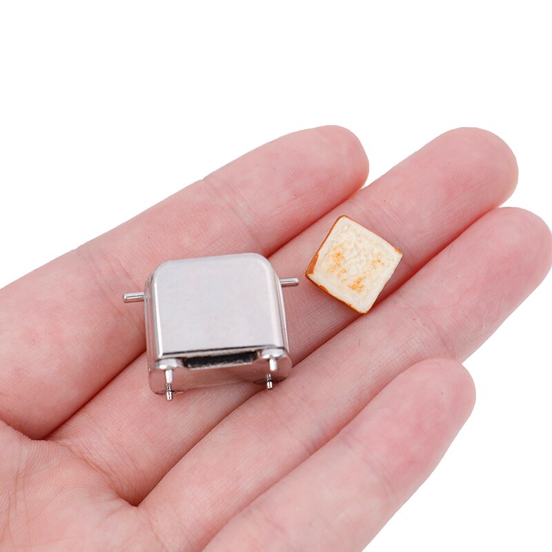 Doll House Mini Bread Machine Toaster 1/12 Scale With Toast Miniature Doll House Accessories Cute Decoration