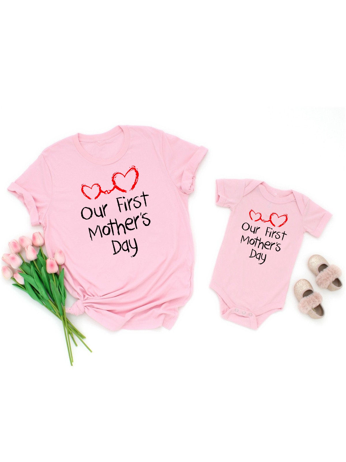 Onze Eerste Moederdag Tops Mom & Baby Bijpassende Tees Bodysuit & Vrouwen Shirt Korte Mouw Familie Bijpassende Outfits: 1PC MOM- XXL