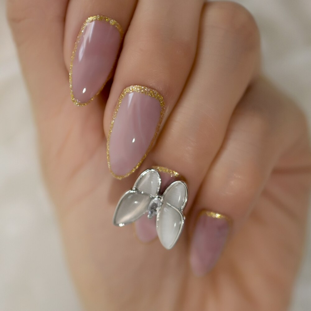 Legeret sommerfugl nail art falske negle marmor medium stilleto tryk på fingernegle med guld streg