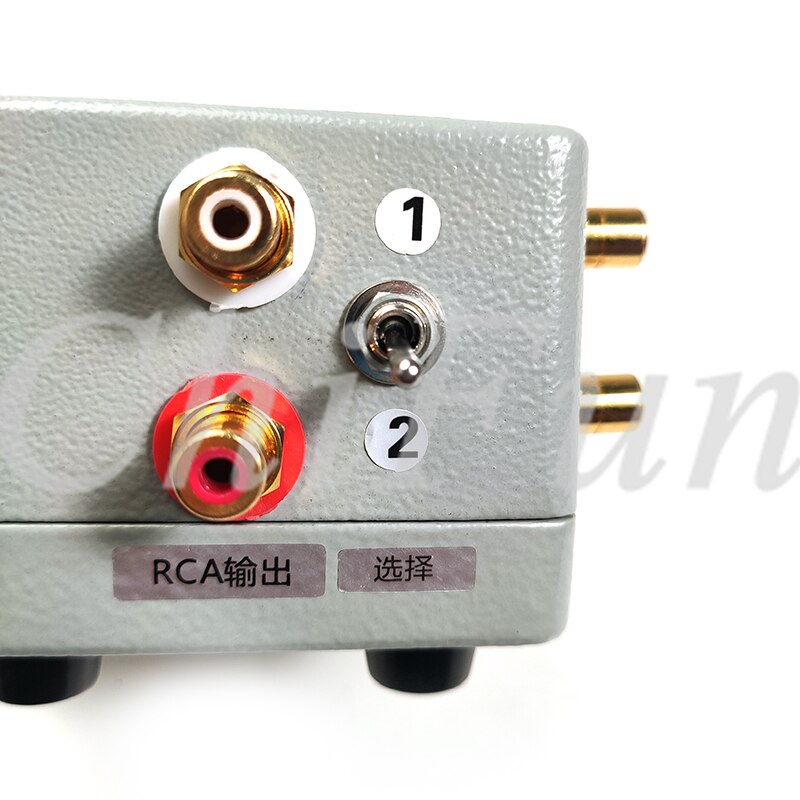 balance controller Left and right volume controller RCA input RCA output