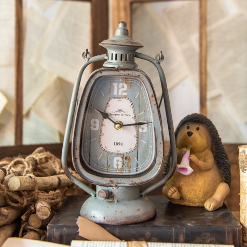 Gray Handle Candle Lantern Shape Iron Clock European Farm House Home Garden Tabletop Decor Metal Clock with Round Base