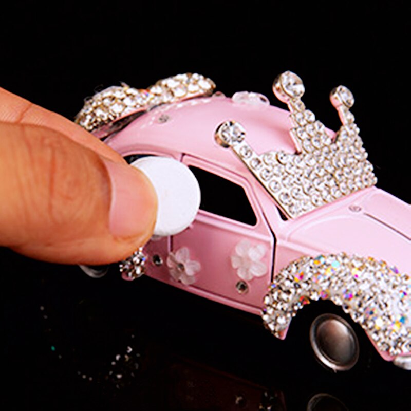 Luxus Diamant Jahrgang Auto Dekoration Zubehör Rosa einstellen Diamant Auto Modell Center Konsole Aromatherapie Ornament Bling