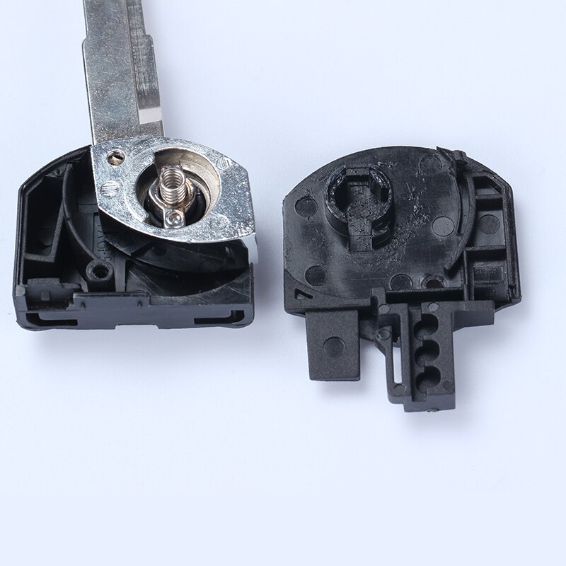 Musta auton taittoavain kaukosäätimen avaimen vaihtokuoripuku mazda 3 mazda 6/ mazda 2/ mazda 5/ pentium  b70 auton avaimeen