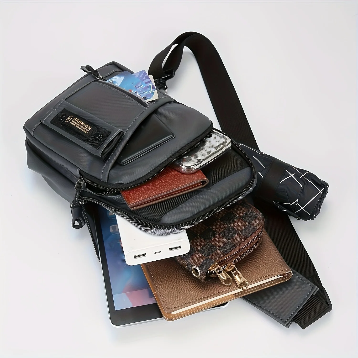 Herre skuldertasker brysttaske multifunktionelle crossbody-tasker rejseslyngetaske