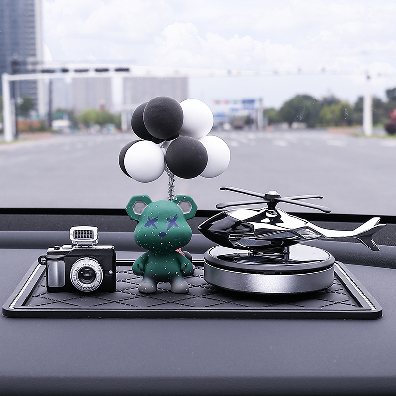 Bildekoration interiörtillbehör små ornament mittkonsol internet kändis kvinnor män modell söt bil: Beige