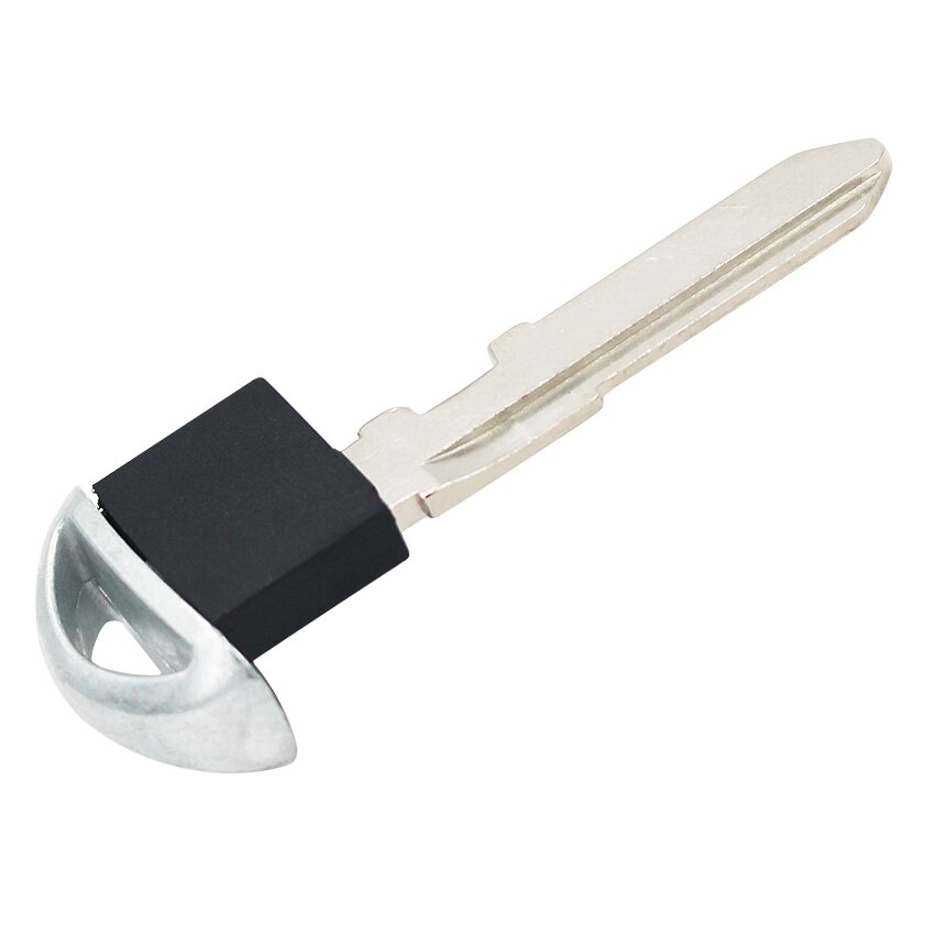 thumbnail interactive-video image 1 of PAIR Prox Smart Key Uncut Insert Blanks For Honda – 2 Emergency Key Blades 1 of 3