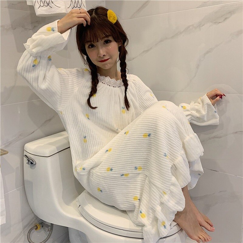 Camisones estampados Kawaii para mujer, ropa para casa suave de terciopelo Coral con volantes, holgados e informales de princesa, para Otoño e Invierno