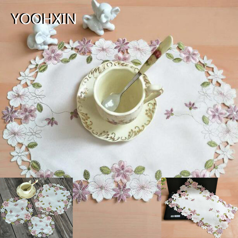 Modernt bord bordsunderlägg underlägg tyg broderi kopp mugg kaffe te doily dryck glasunderlägg julfat bordstablett bröllopsfest kök