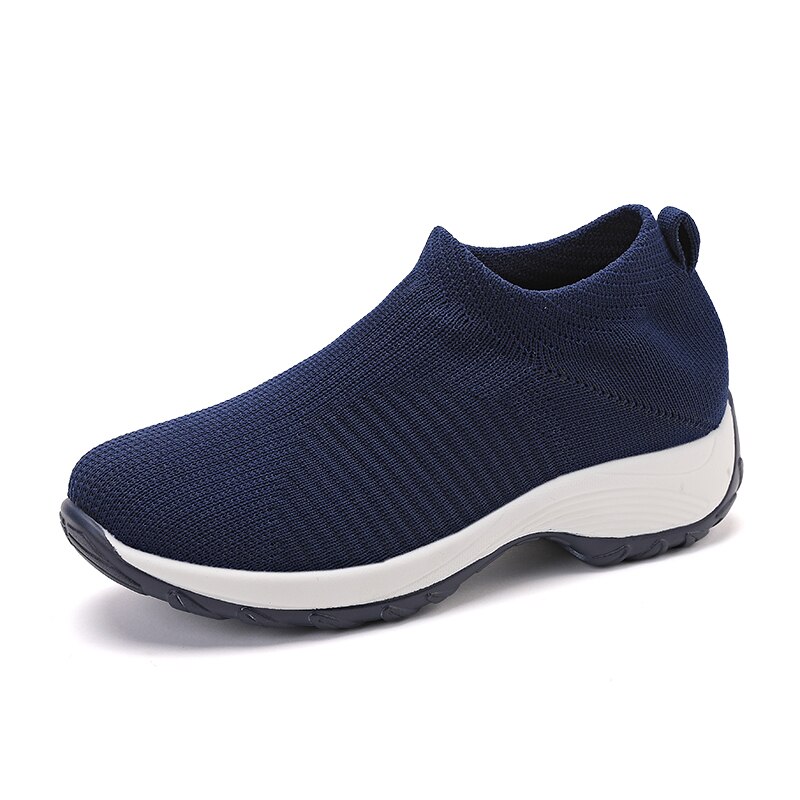 Women Casual Shoes Light Sneakers Breathable Mesh Summer knitted Vulcanized Shoes woman flats Shoes Flying net shoes