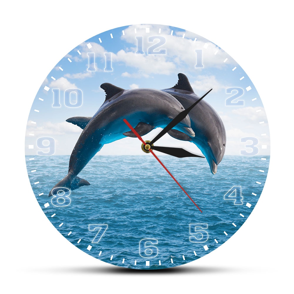 Reloj de pared azul marino con dos delfines que saltan aguas profundas del océano con movimiento silencioso poroso Reloj de pared mar arte en la pared con animales