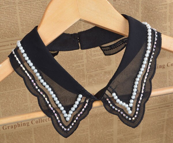 Chemise et faux col pour femmes | , fait à la main, faux col, accessoires de décoration en dentelle avec strass, collier cravate