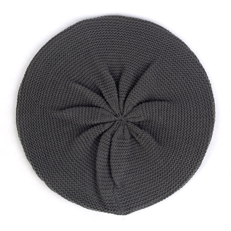 Geebro kvinders afslappet almindelig farve strik baret hat forår efterår tynde akryl baretter til kvinder damer kunstner beanie baret hatte: Mørkegrå