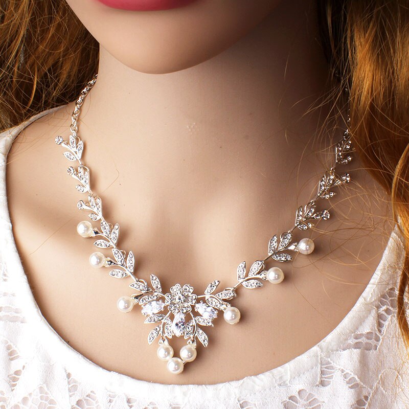 Ensemble de bijoux de mariage pour femmes, accessoires pour vêtements de mariée, collier, boucles d'oreilles, couronne, ensemble trois pièces