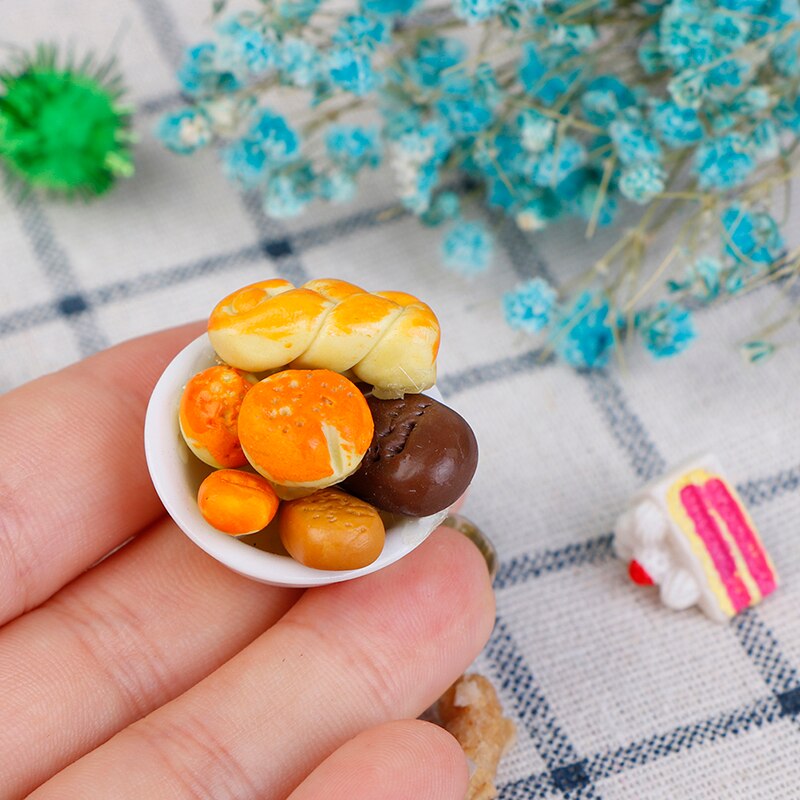 1:12 poppenhuis miniatuur voedsel gereedschap brood toast hond met mand eetkamer bakkerij gebak keuken decoratie fantasiespel speelgoed